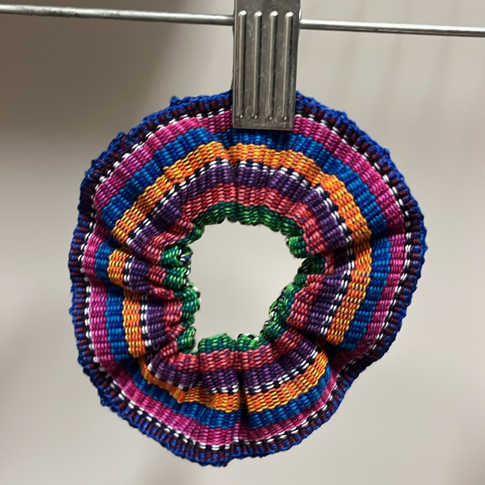 NWOT Colorful Scrunchie - Picture 2 of 3